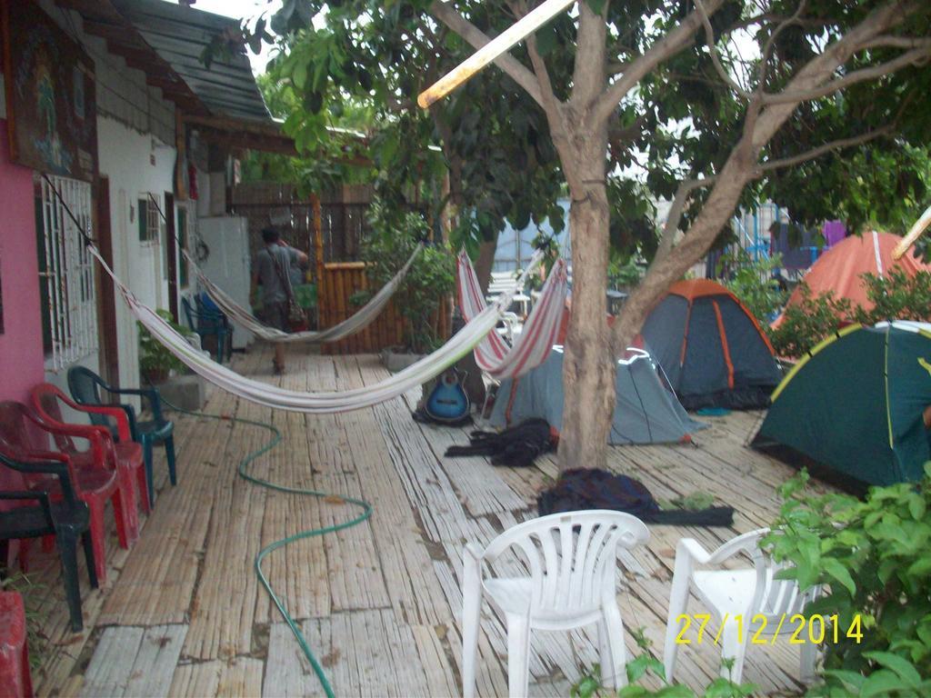 Hostal Camping Beach Salinas  Exterior photo