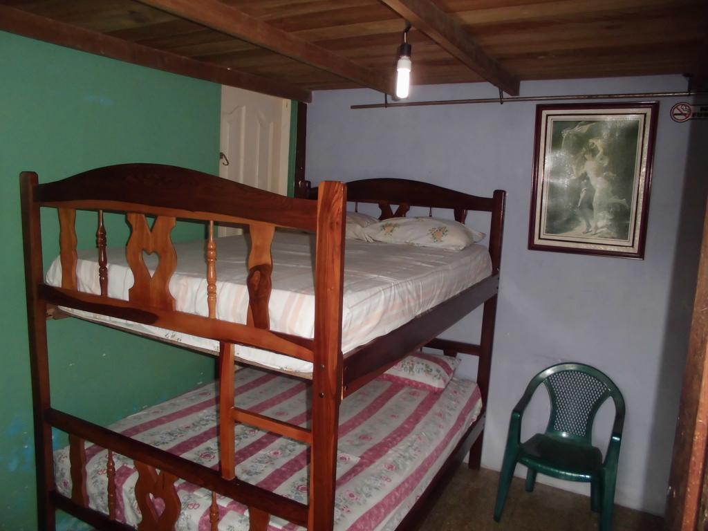 Hostal Camping Beach Salinas  Exterior photo